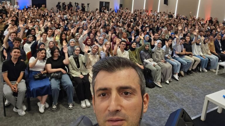 هذه هي المعايير التي يبحث عنها المهندس سلجوق بيرقدار عند توظيفه المهندسين